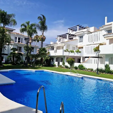 Coralhome - Luxury Pool & Private Terrace Apartment Marbella